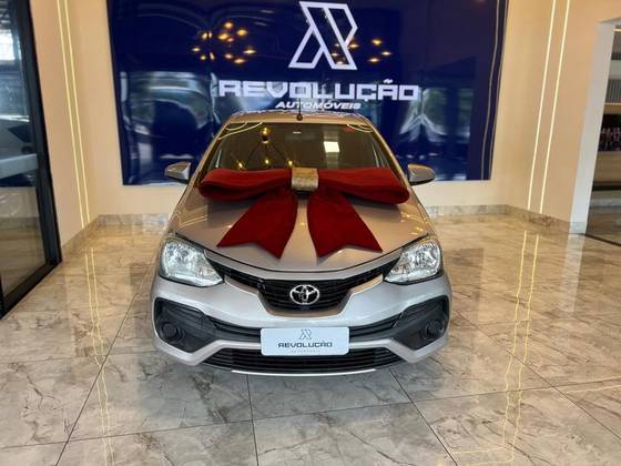 TOYOTA ETIOS 1.5 XS 16V FLEX 4P AUTOMÁTICO TOYOTA ETIOS 1.5 XS 16V FLEX 4P AUTOMÁTICO